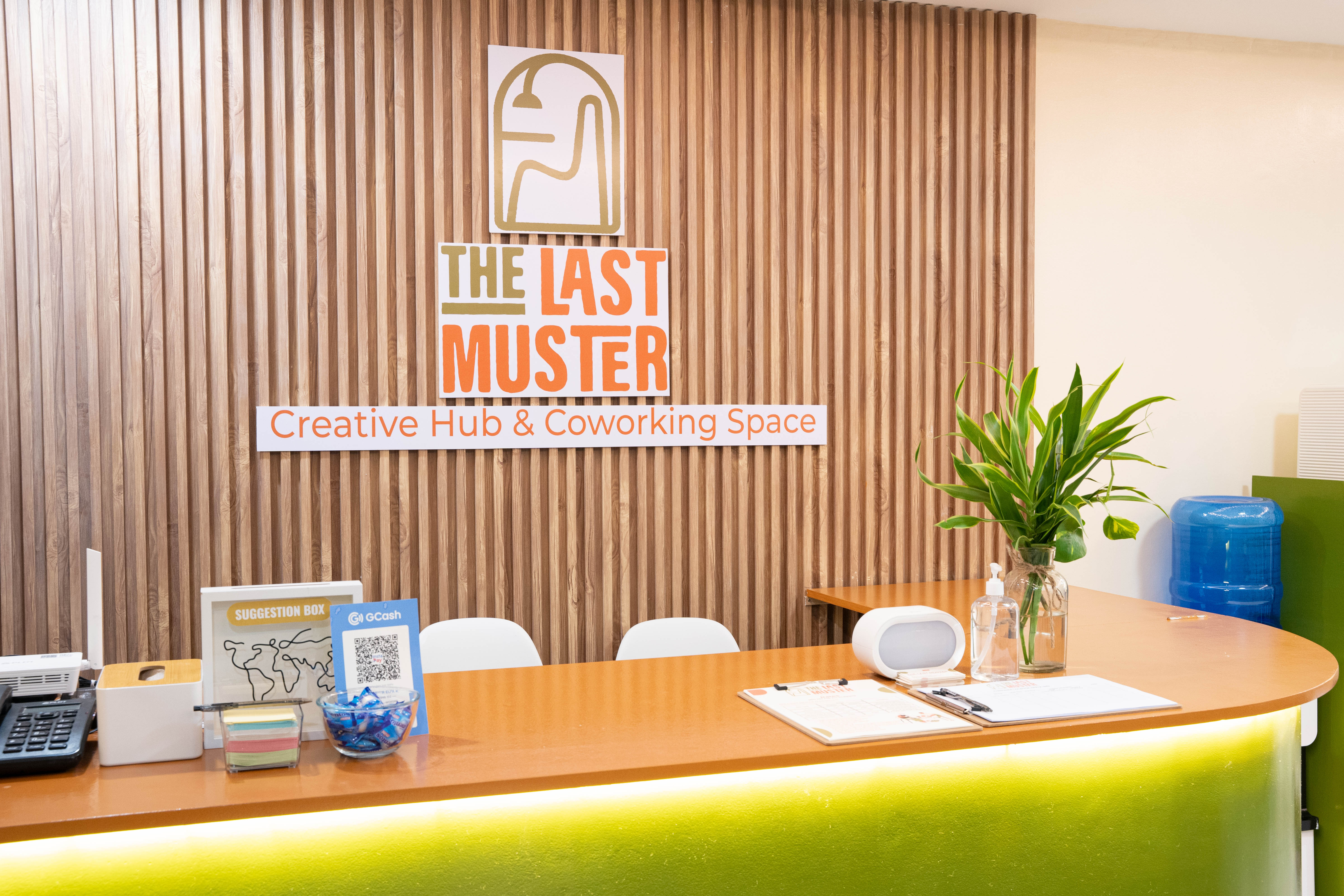 Inside the Hub 6